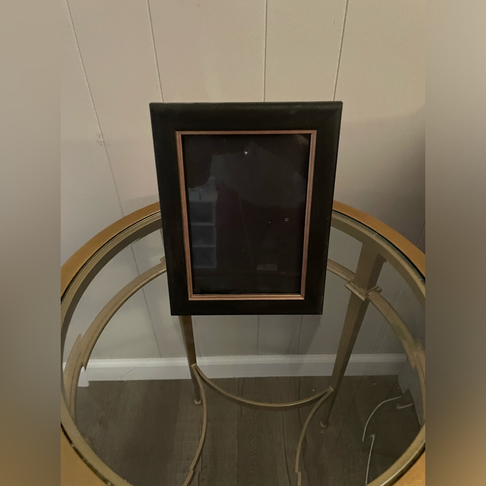 Threshold Picture Frame